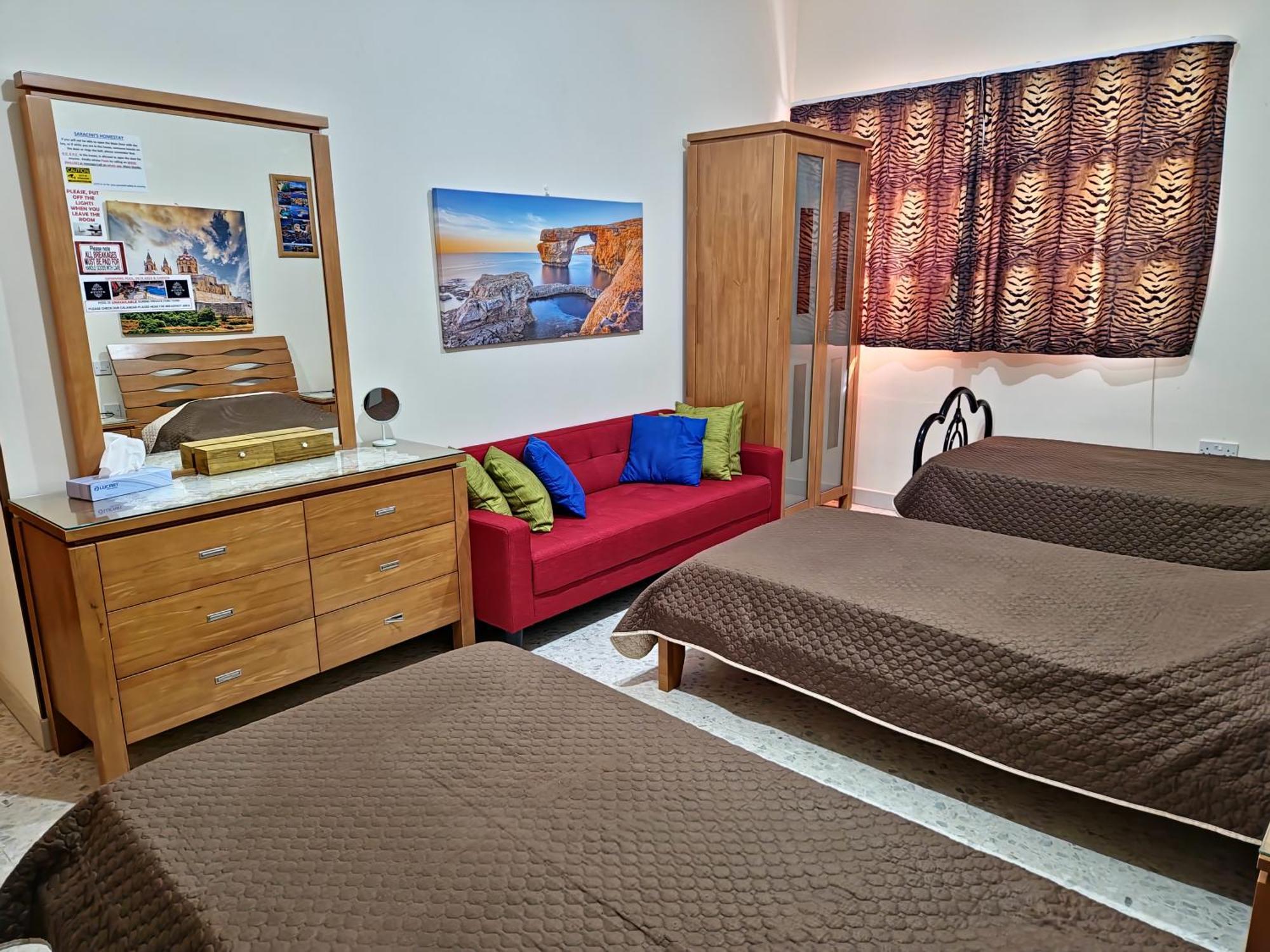 Saracini'S Homestay Attard Екстериор снимка