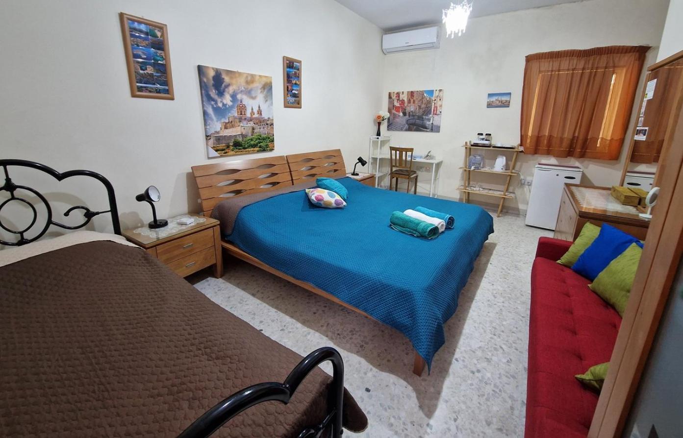 Saracini'S Homestay Attard Екстериор снимка