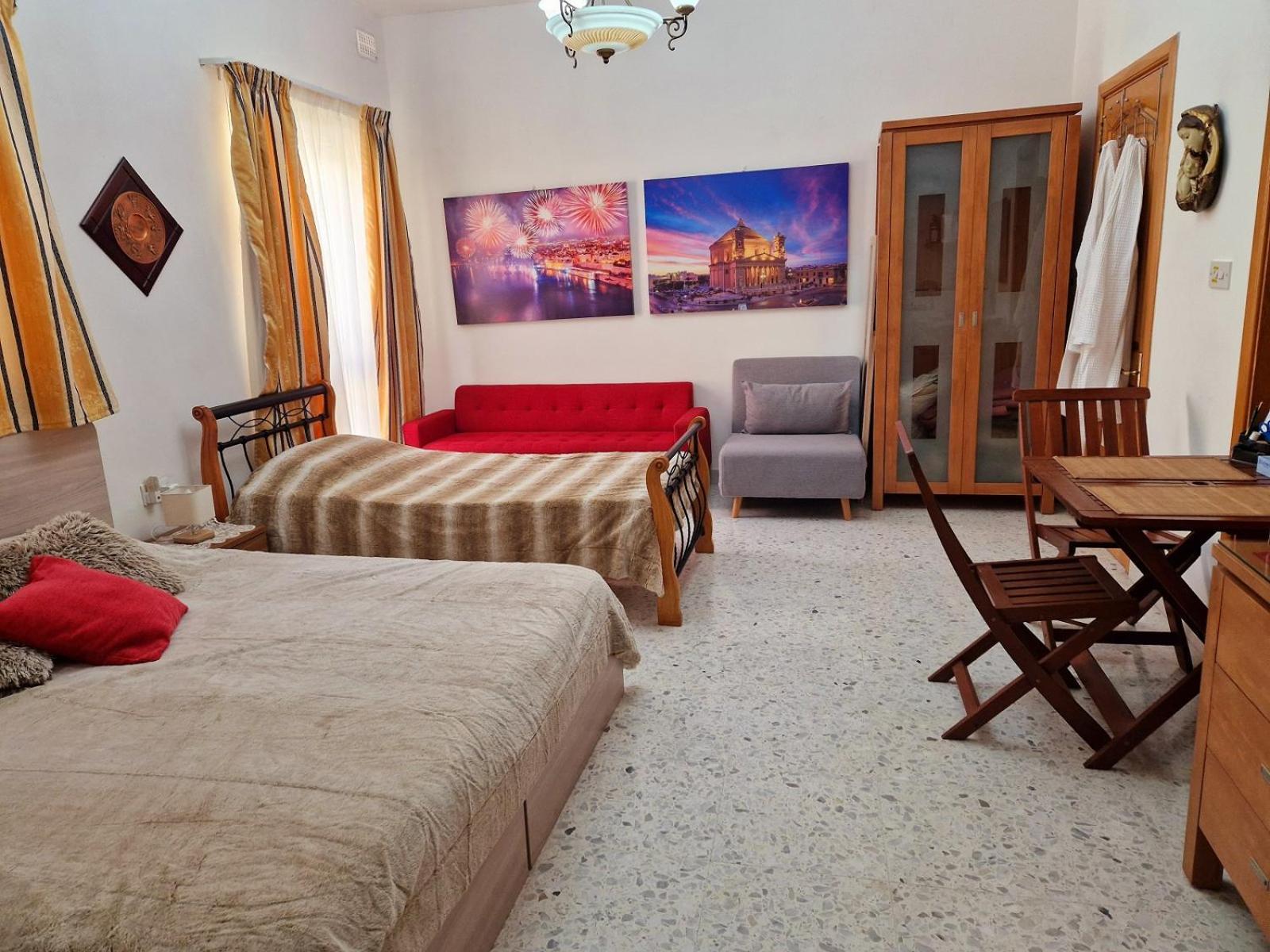 Saracini'S Homestay Attard Екстериор снимка