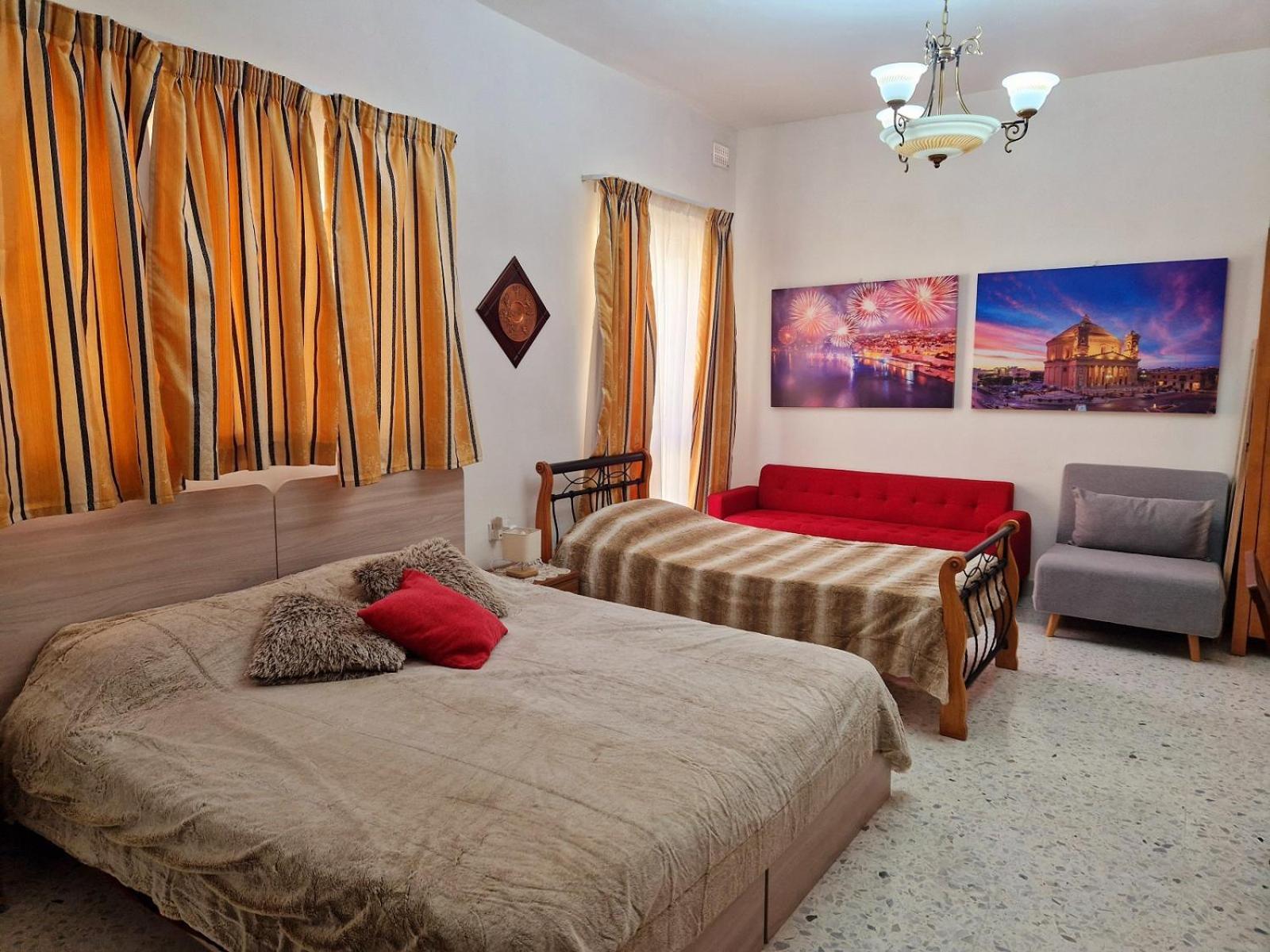 Saracini'S Homestay Attard Екстериор снимка